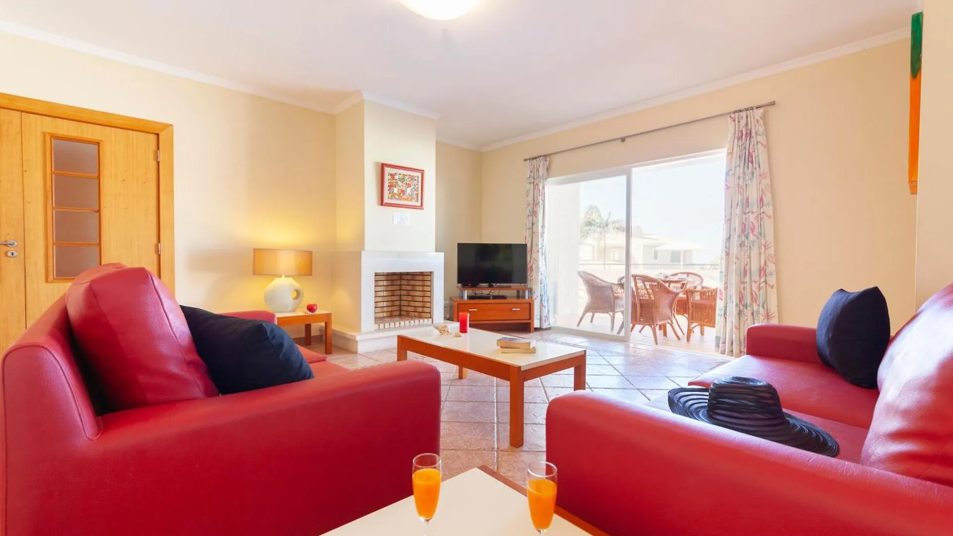 Villa Trinidad By Algarve Vacation Албуфейра